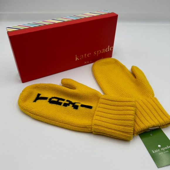 KATE SPADE “TAXI” mittens - Picture 5 of 7